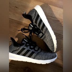 ⭐️ Adidas Primegreen Cloudfoam Mens Size 10 Tennis Shoes⭐️